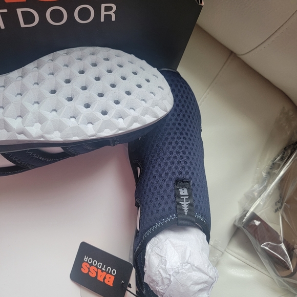 Bass Outdoor Hex Mesh Vent sandal - Picture 3 of 6